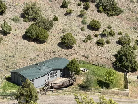 27 Leo, Emigrant, MT 59027 photo 25