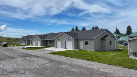 306 W 9th Ave, Big Timber, MT 59011