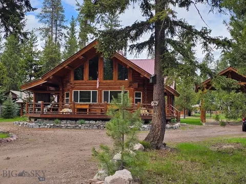 136 Chipmonk Ct, Seeley Lake, MT 59868