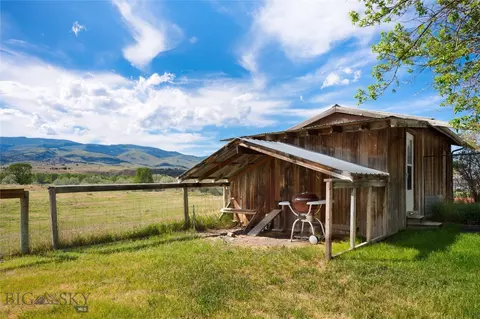 25 Emigrant Meadows Rd, Emigrant, MT 59065 photo 29