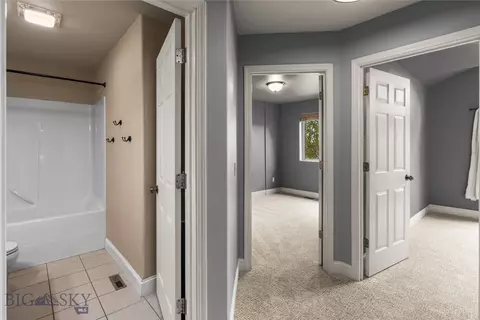 Entry Way - 4716 Shadowglen Dr UNIT B, Bozeman, MT 59718 photo 8 of 9
