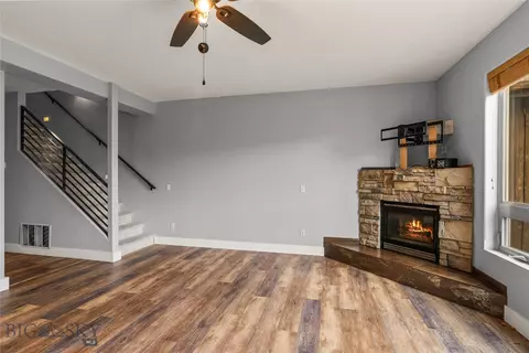 Living - 4716 Shadowglen Dr UNIT B, Bozeman, MT 59718 photo 3 of 6