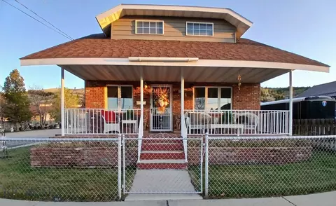 821 E 6th St, Anaconda, MT 59711