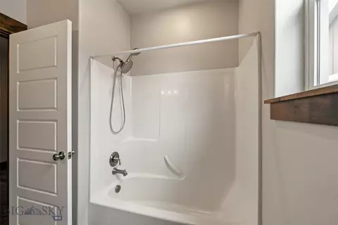 Bath - 1781 Spring View Ct, Bozeman, MT 59718 photo 5 of 5