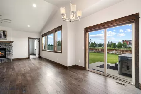 Living - 1781 Spring View Ct, Bozeman, MT 59718 photo 5 of 6
