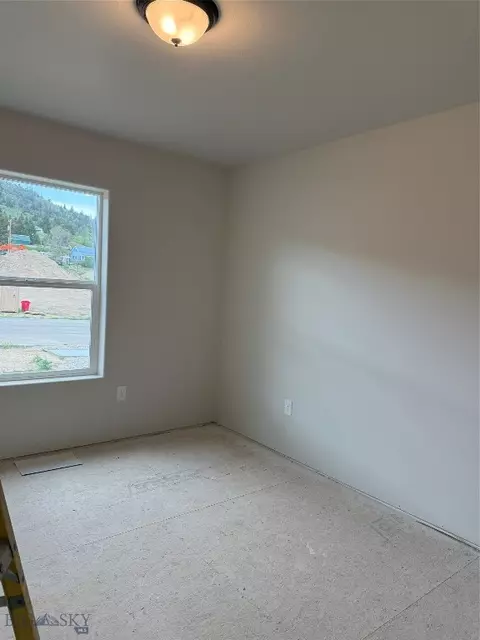 424 Avon Cir, Butte, MT 59701 photo 6