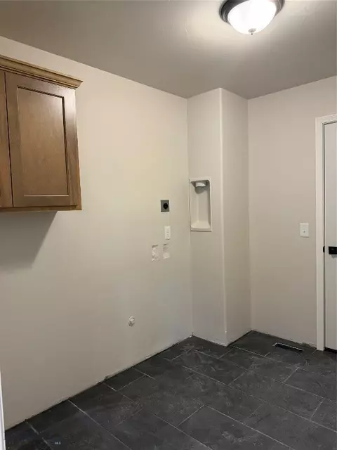 424 Avon Cir, Butte, MT 59701 photo 8