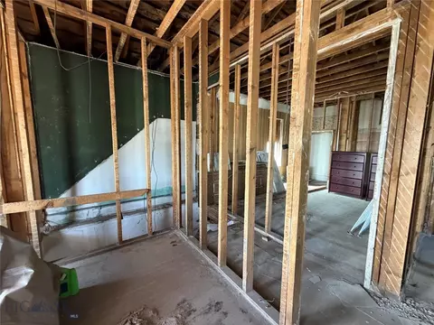 Bedroom - 19 E Center St, Butte, MT 59701 photo 2 of 2