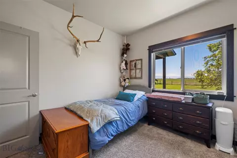 Bedroom - 1507 Powers Blvd, Belgrade, MT 59714 photo 4 of 10