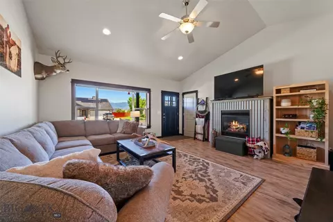 Living - 1507 Powers Blvd, Belgrade, MT 59714 photo 3 of 3