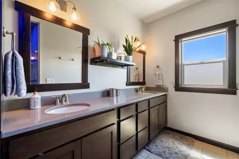 Bath - 1507 Powers Blvd, Belgrade, MT 59714 photo 4 of 5
