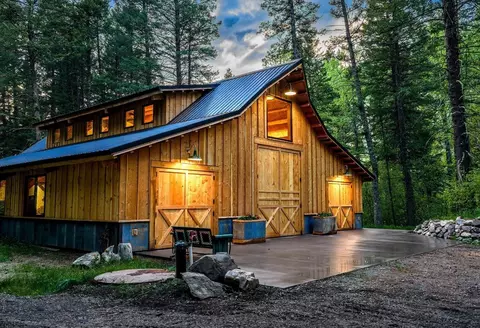 9440 Saddle Mountain Rd, Bozeman, MT 59715