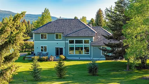 Exterior - 121 Hitching Post Rd, Bozeman, MT 59715 photo 3 of 10
