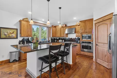 Kitchen - 121 Hitching Post Rd, Bozeman, MT 59715 photo 3 of 3