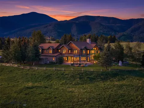 390 Hayrake Ln, Bozeman, MT 59715