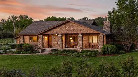 2081 Little Bear Rd, Gallatin Gateway, MT 59730