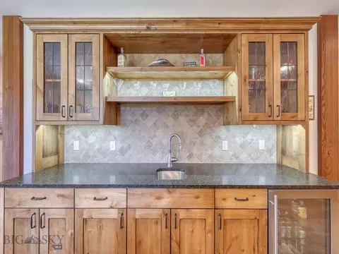 Kitchen - 34 Old Barn Rd, Big Sky, MT 59716 photo 7 of 7