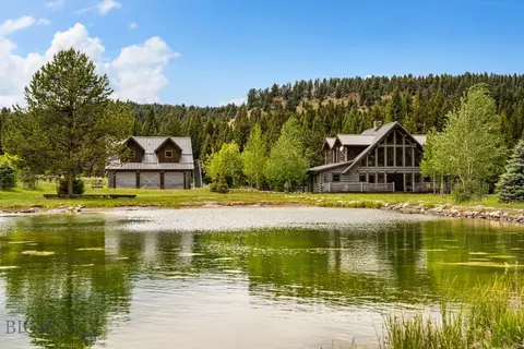 355 Beaver Mountain Trl, Gallatin Gateway, MT 59730