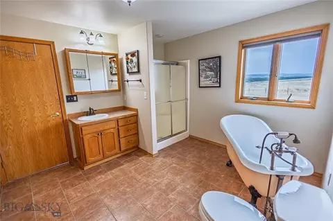Bath - Undisclosed, Boulder, MT 59632 photo 3 of 7