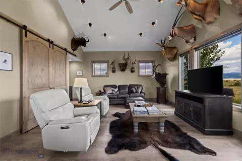 Living - 57 Diamondback Rd, Ennis, MT 59729 photo 13 of 15
