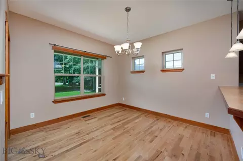Dining - 4236 Monroe Dr #E, Bozeman, MT 59718 photo 2 of 2