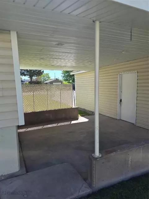 Exterior - 331 N Walnut St, Dillon, MT 59725 photo 4 of 7