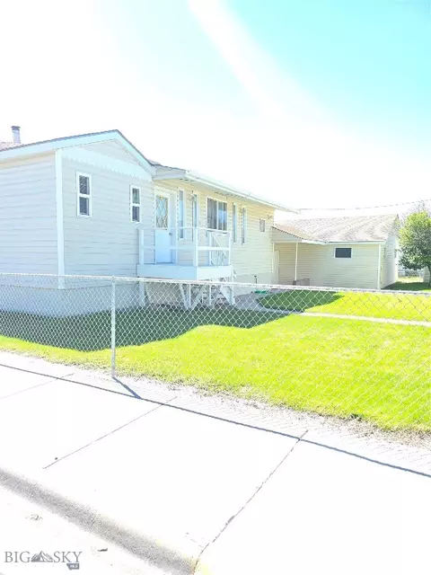 Exterior - 331 N Walnut St, Dillon, MT 59725 photo 3 of 7