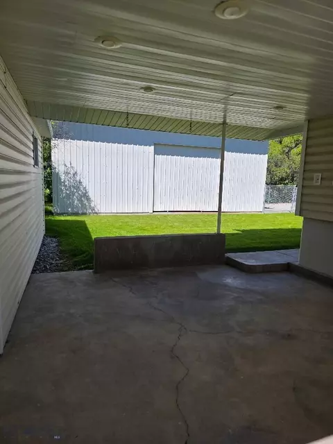 Exterior - 331 N Walnut St, Dillon, MT 59725 photo 7 of 7