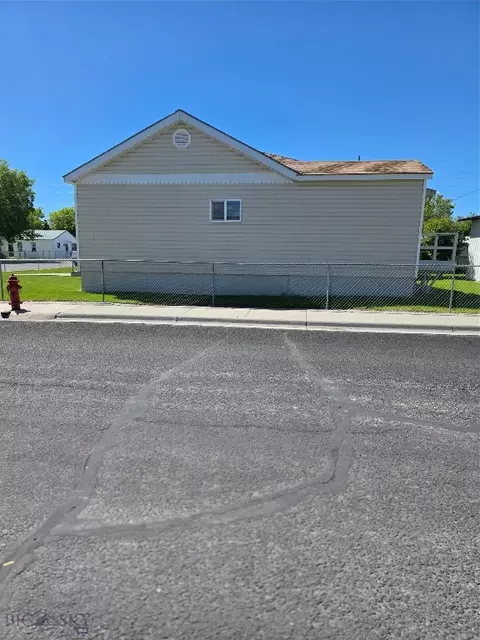 Other - 331 N Walnut St, Dillon, MT 59725 photo 3 of 15