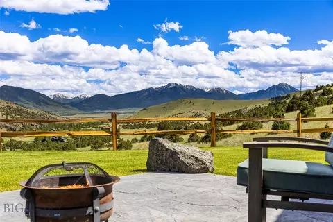 54 Antelope Butte Rd, Livingston, MT 59047