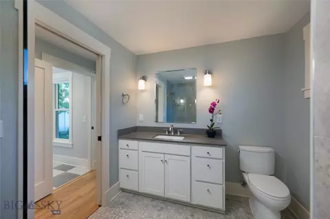 Bath - 419 S Tracy Ave, Bozeman, MT 59715 photo 4 of 5