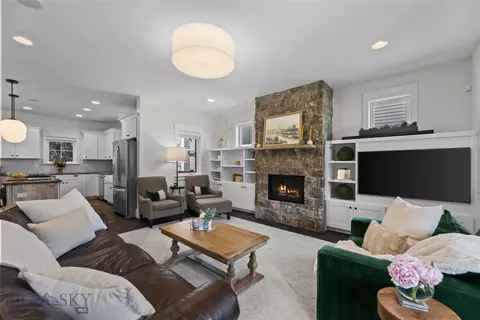 Living - 4445 Perry St, Bozeman, MT 59718 photo 2 of 7