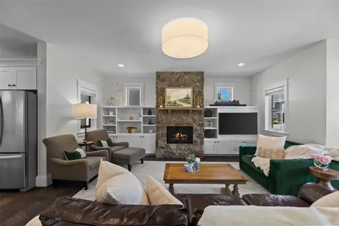 Living - 4445 Perry St, Bozeman, MT 59718 photo 4 of 7
