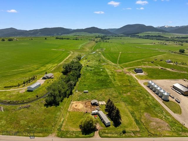 11261 Law Rd, Bozeman, MT 59718