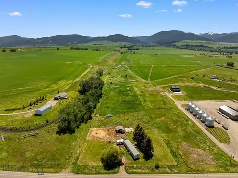 11261 Law Rd, Bozeman, MT 59718