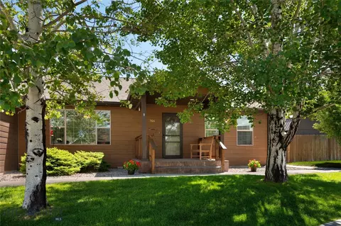 904 Ernie Ct, Belgrade, MT 59714