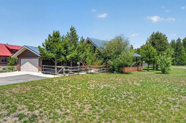 252 Moose Dr, West Yellowstone, MT 59758