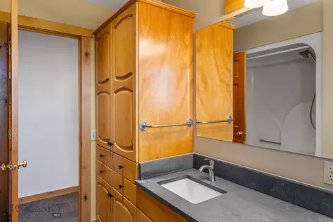 Bath - 4100 Pasha Ln, Bozeman, MT 59718 photo 7 of 10