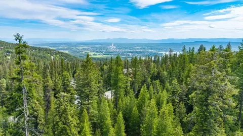 211 N Beargrass Cir, Whitefish, MT 59937