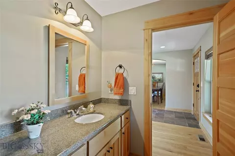 Bath - 64 E Katina Ct, Bozeman, MT 59718 photo 7 of 10