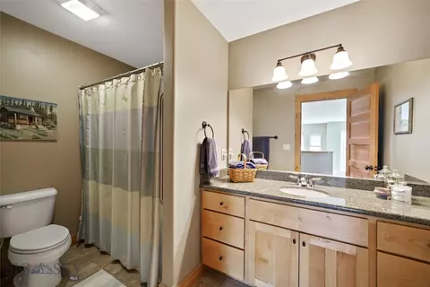 Bath - 64 E Katina Ct, Bozeman, MT 59718 photo 8 of 10