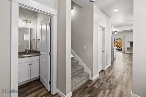Entry Way - 97 9th St #B, Belgrade, MT 59714 photo 1 of 4