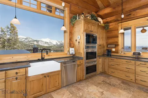 Kitchen - 44 Ridgeview Loop, Big Sky, MT 59716 photo 5 of 7