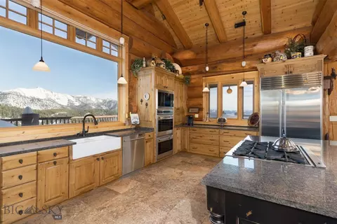 Kitchen - 44 Ridgeview Loop, Big Sky, MT 59716 photo 4 of 7