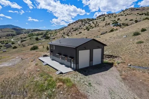 Exterior - 52 Arcturus Dr, Emigrant, MT 59027 photo 6 of 8