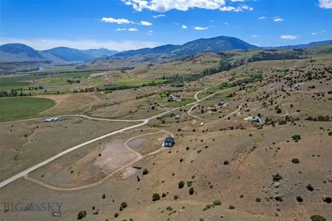 View/Area - 52 Arcturus Dr, Emigrant, MT 59027 photo 3 of 8