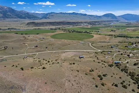 View/Area - 52 Arcturus Dr, Emigrant, MT 59027 photo 4 of 8
