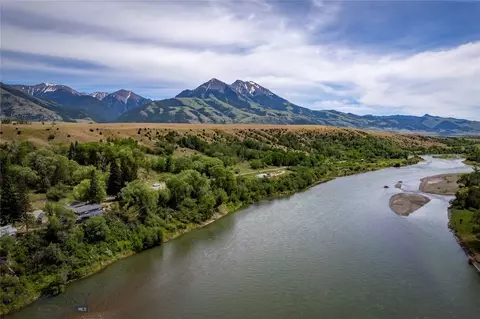 1005 E River Rd, Emigrant, MT 59027 photo 1