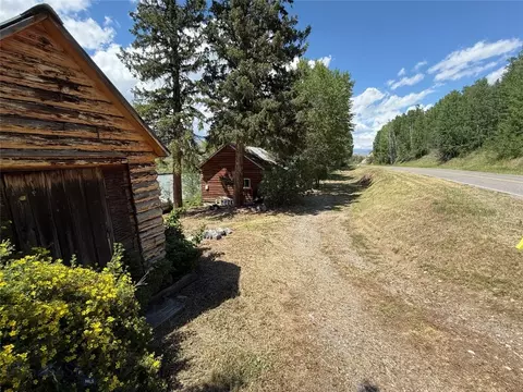 1005 E River Rd, Emigrant, MT 59027 photo 27