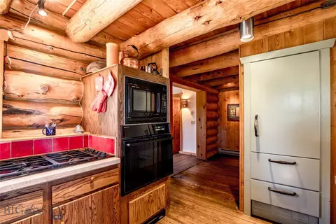 Kitchen - 376 Sundance Bench Rd, Cameron, MT 59720 photo 6 of 7